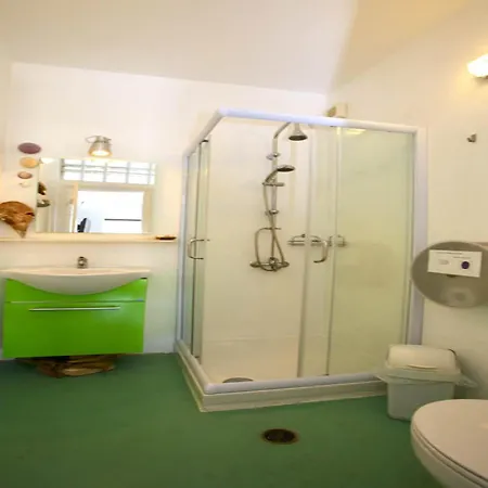 Apartamento Charming Seafront In Kea *