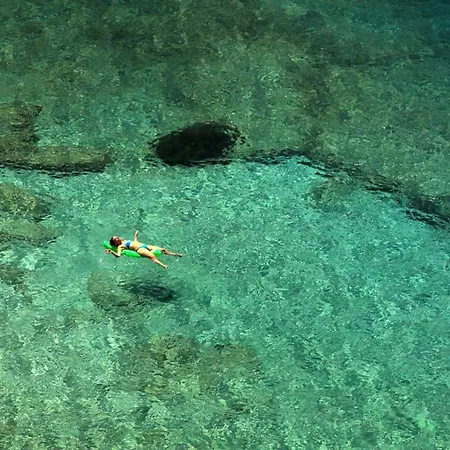 Appartamento Charming Seafront In Kea