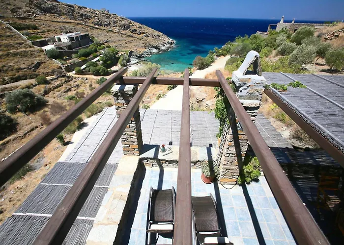 Charming Seafront In Kea דירה Korissia (Kea)