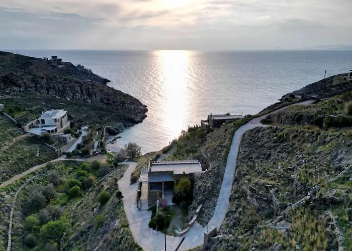 Charming Seafront In Kea Korissia (Kea)