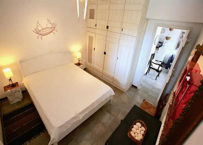 דירה Charming Seafront In Kea