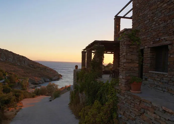 Charming Seafront In Kea Appartamento